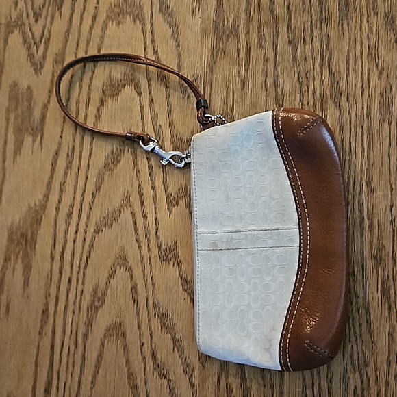 Coach Cream Signature wristlet with brown leather trim - Picture 3 of 13